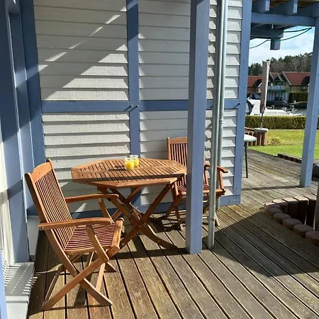 Leuchtturmblick Hafendorf